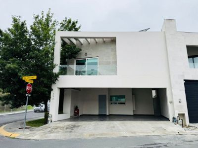 Casa en venta en Carretera Nacional