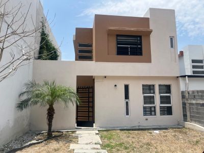 Casa en venta en Santa Catarina