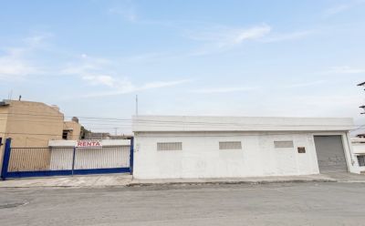 Bodegas y naves industriales en renta en Cumbres