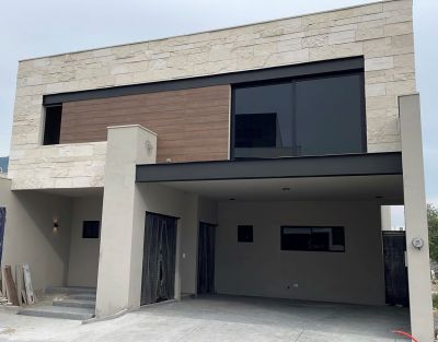 Casa en venta en Carretera Nacional