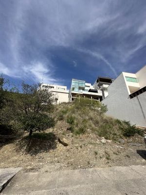 Terreno residencial en venta en Valle Oriente