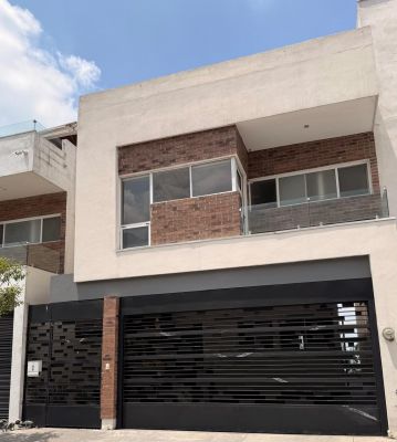 Casa en renta en Cumbres