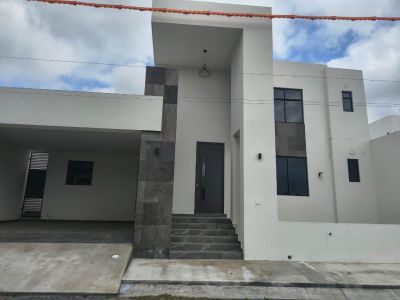 Casa en renta en Cadereyta