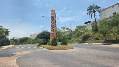 Terreno residencial en venta en Cumbres