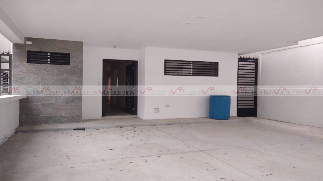 Casa en renta en García