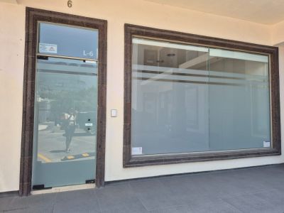 Local comercial en renta en Valle Oriente