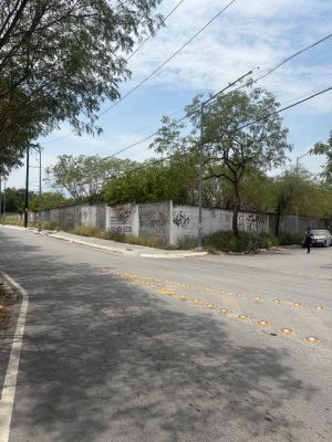 Terreno usos mixtos en venta en Guadalupe