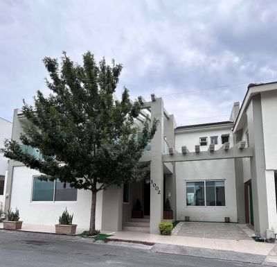 Casa en venta en Carretera Nacional
