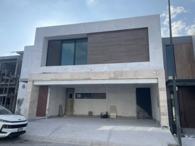 Casa en venta en Carretera Nacional