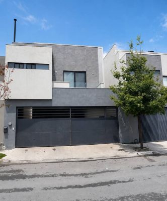 Casa en venta en García
