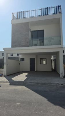 Casa en venta en García